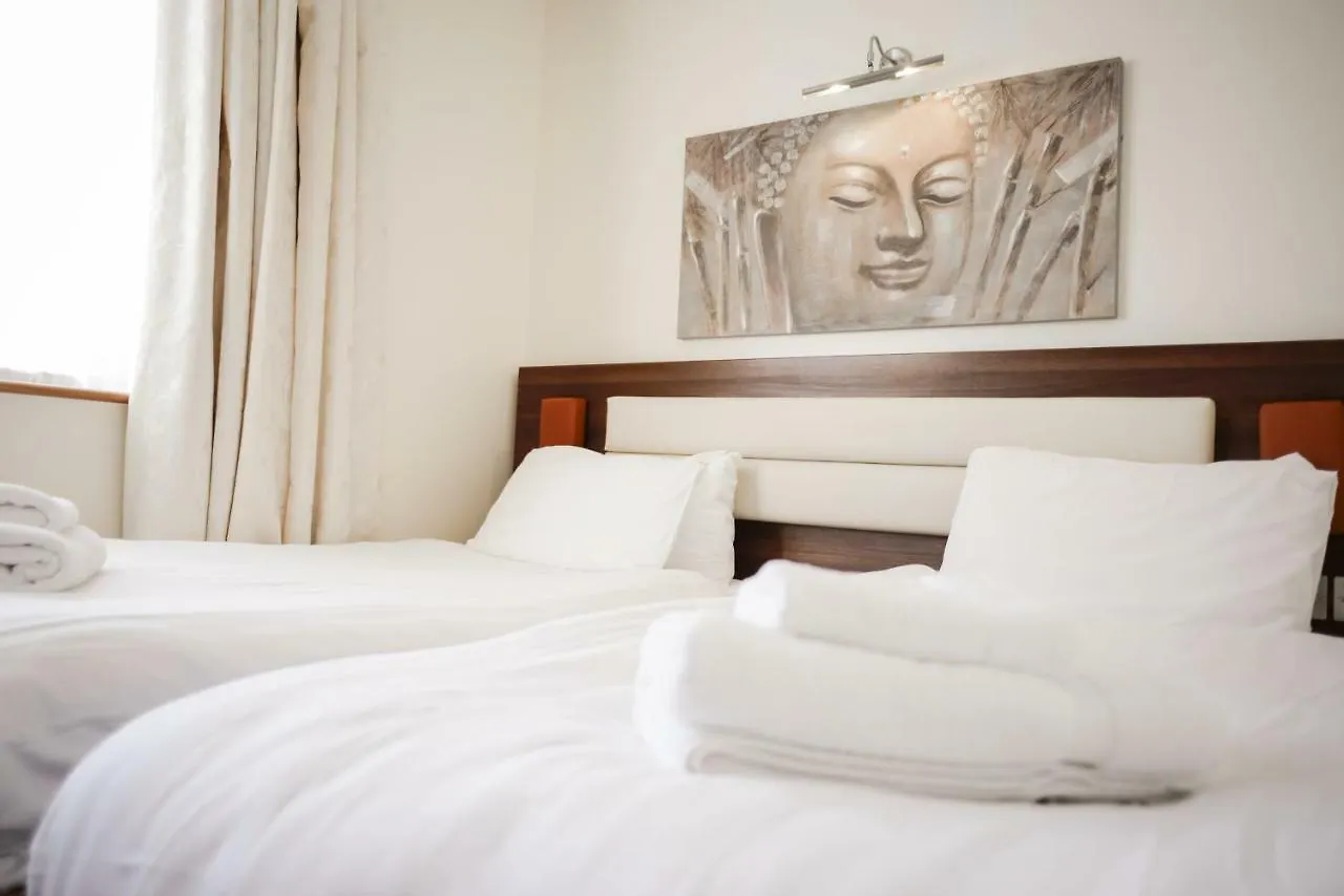 Airlink Hotel Hayes